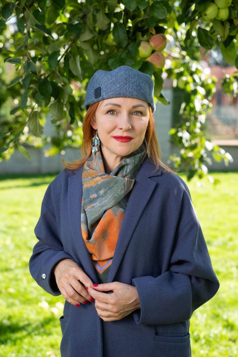 Платок «Крупным планом. Зеленый» (Мокрый шелк)